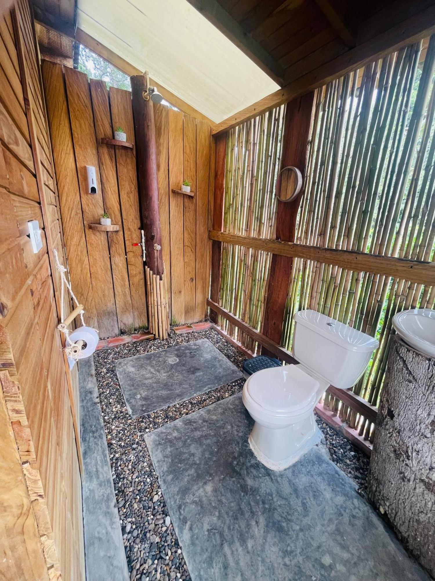 Entre Verdes Hotel & Glamping Ebejico エクステリア 写真