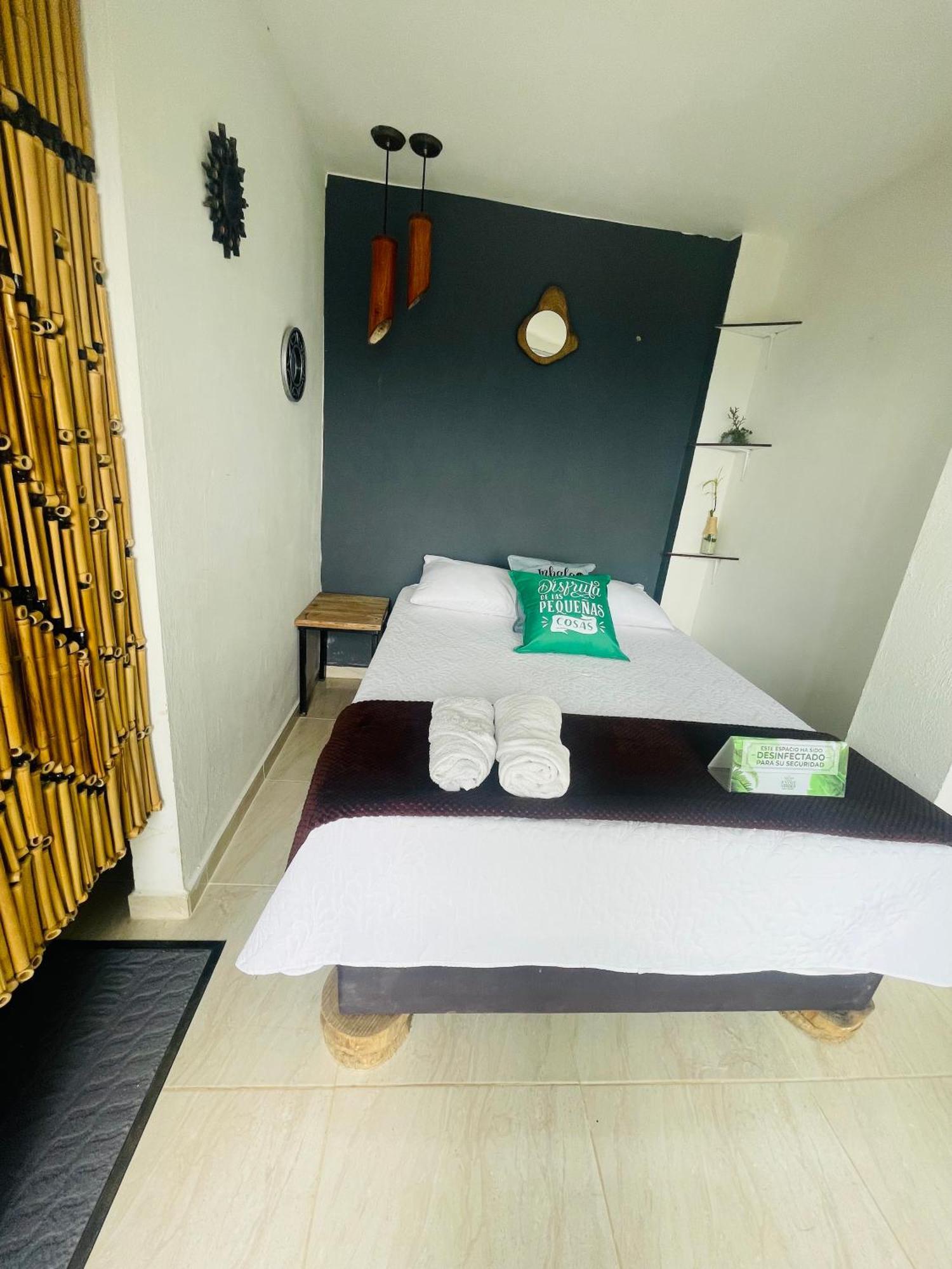 Entre Verdes Hotel & Glamping Ebejico エクステリア 写真